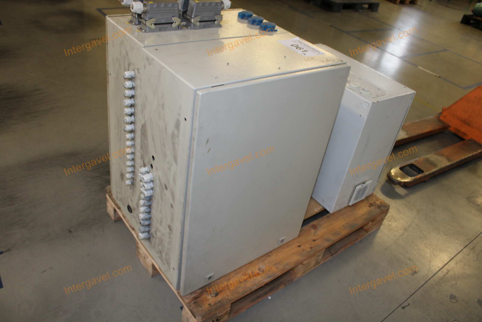 Bontott kapcsolószekrény 6