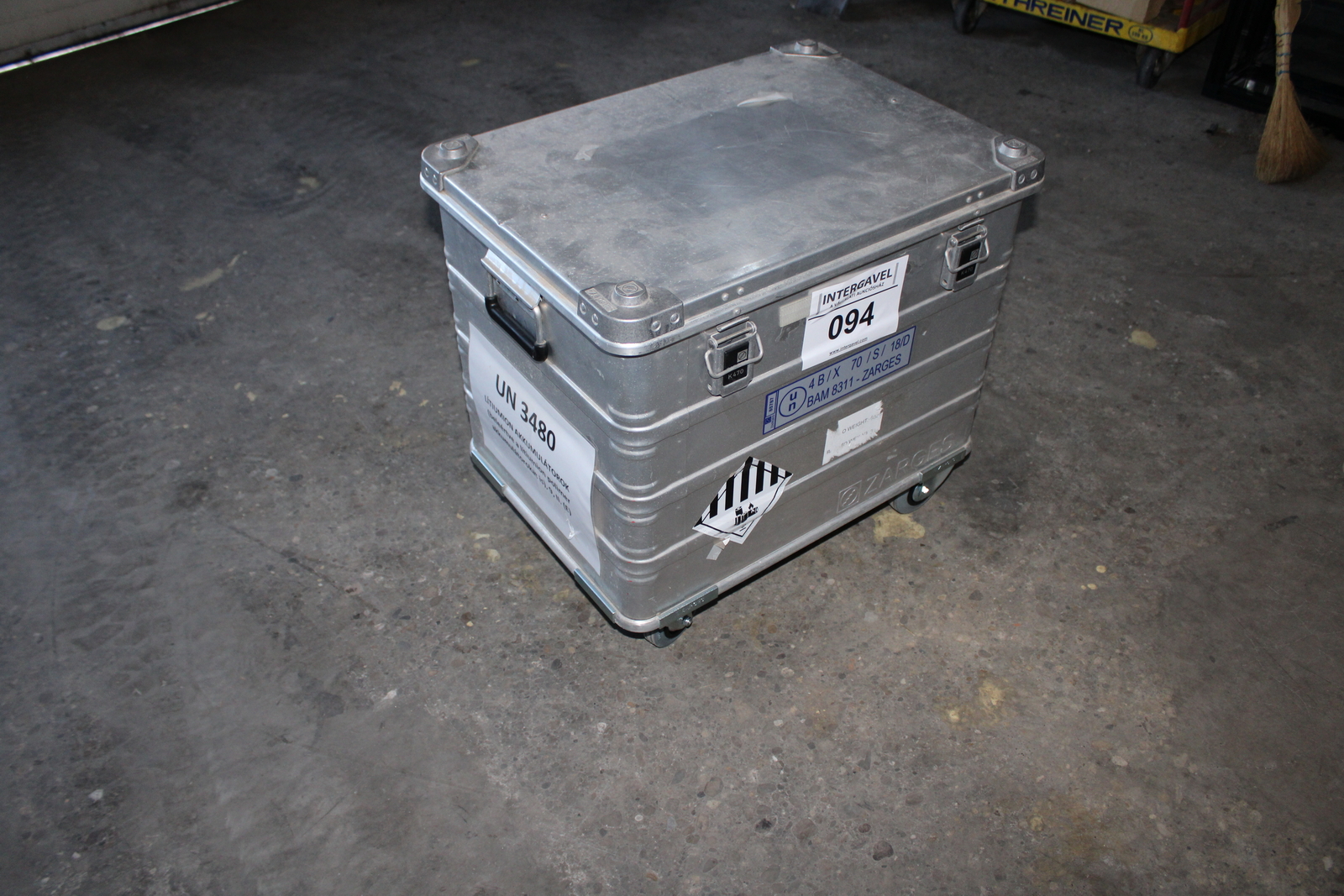 Alumínium szállítódoboz 2