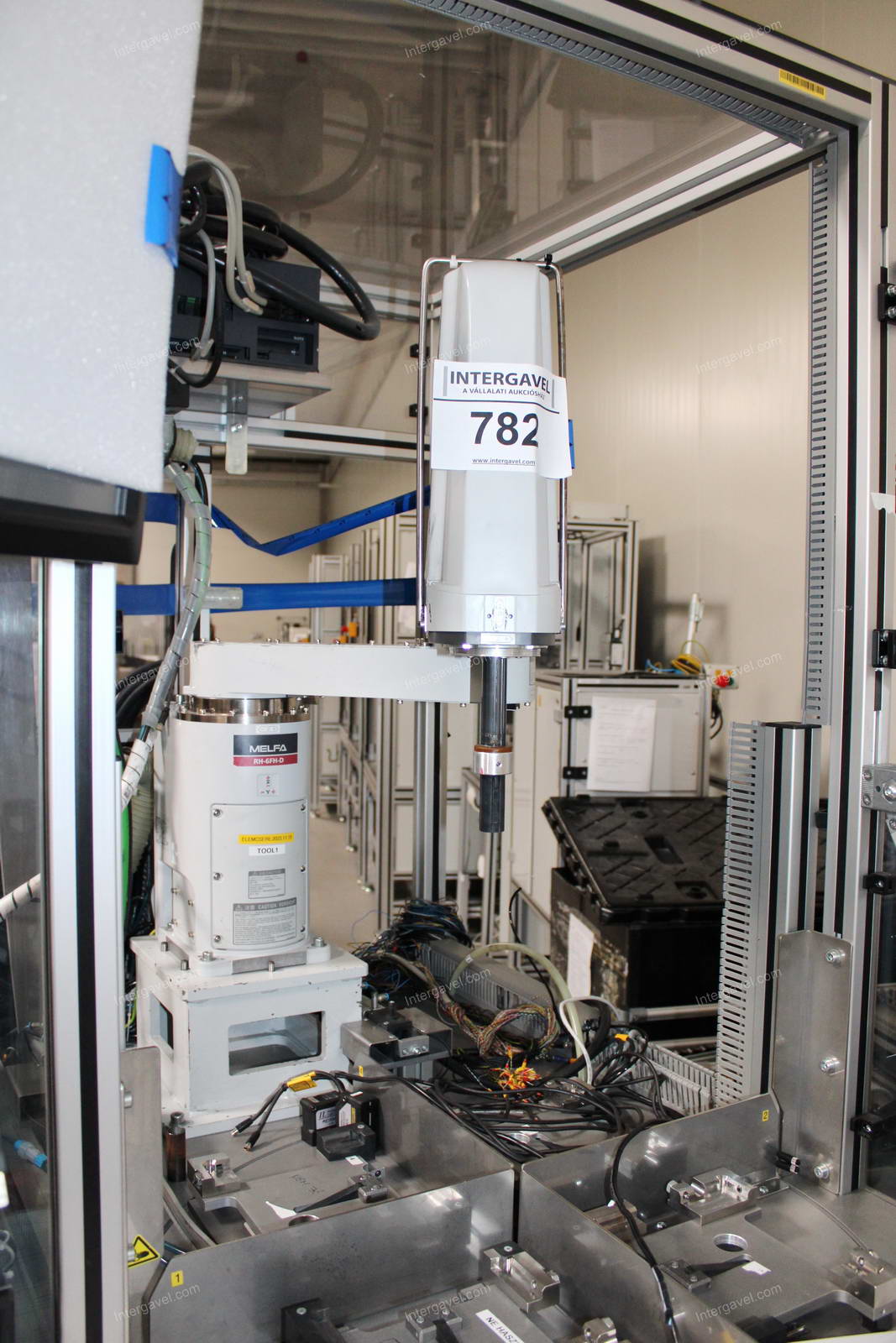 Bontott szerelő munkahely Melfa RH-6FH-D robottal 4