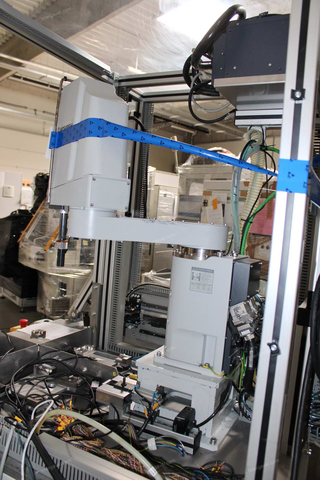 Bontott szerelő munkahely Melfa RH-6FH-D robottal 6