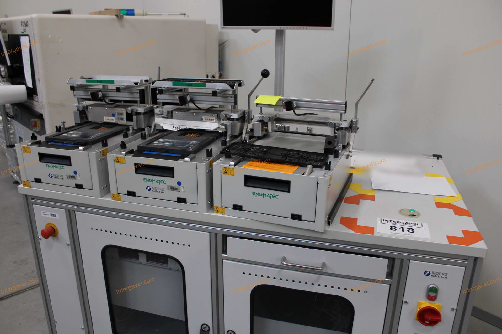 Bontott teszt szekrény 2