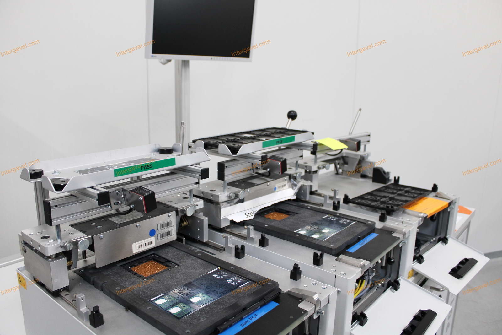 Bontott teszt szekrény 3