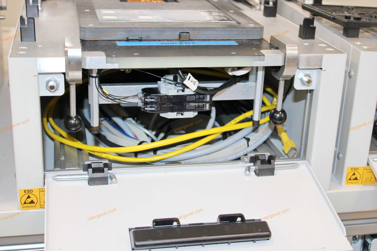 Bontott teszt szekrény 18