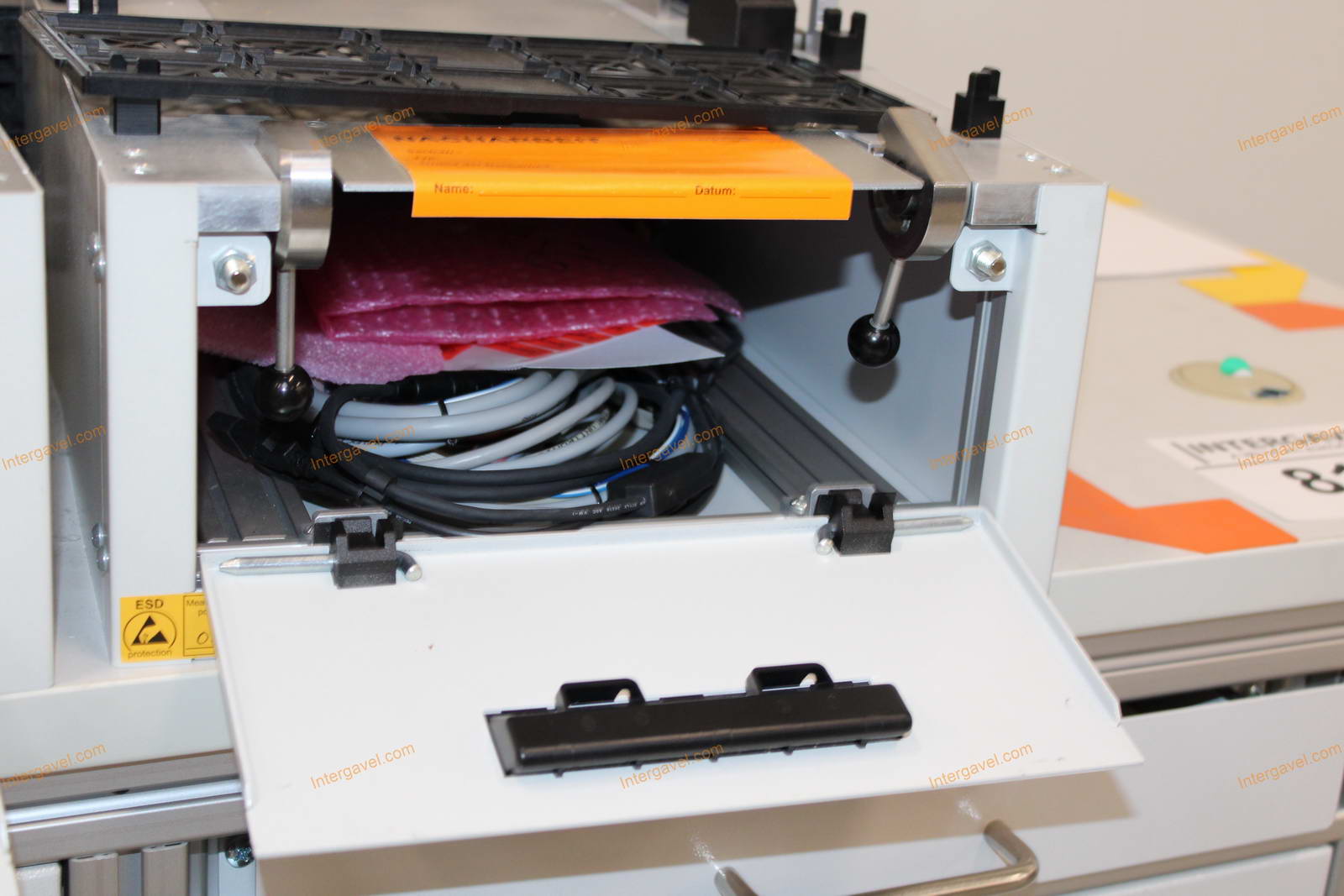 Bontott teszt szekrény 19