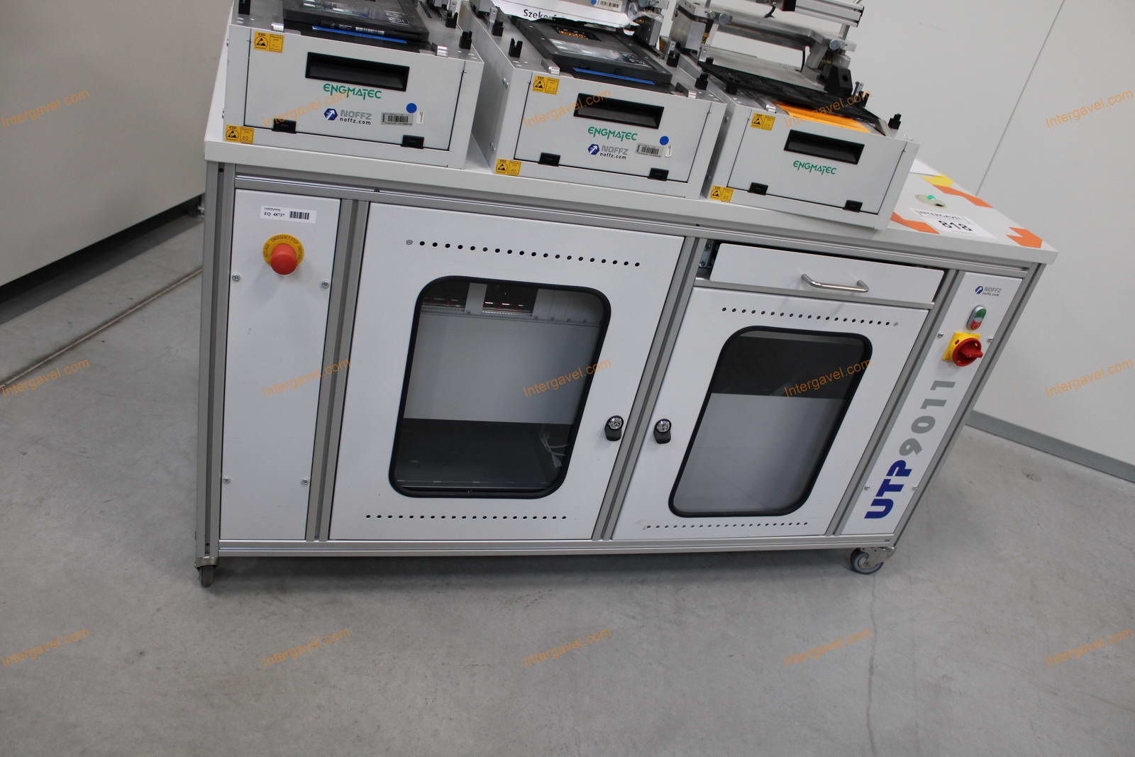 Bontott teszt szekrény 20