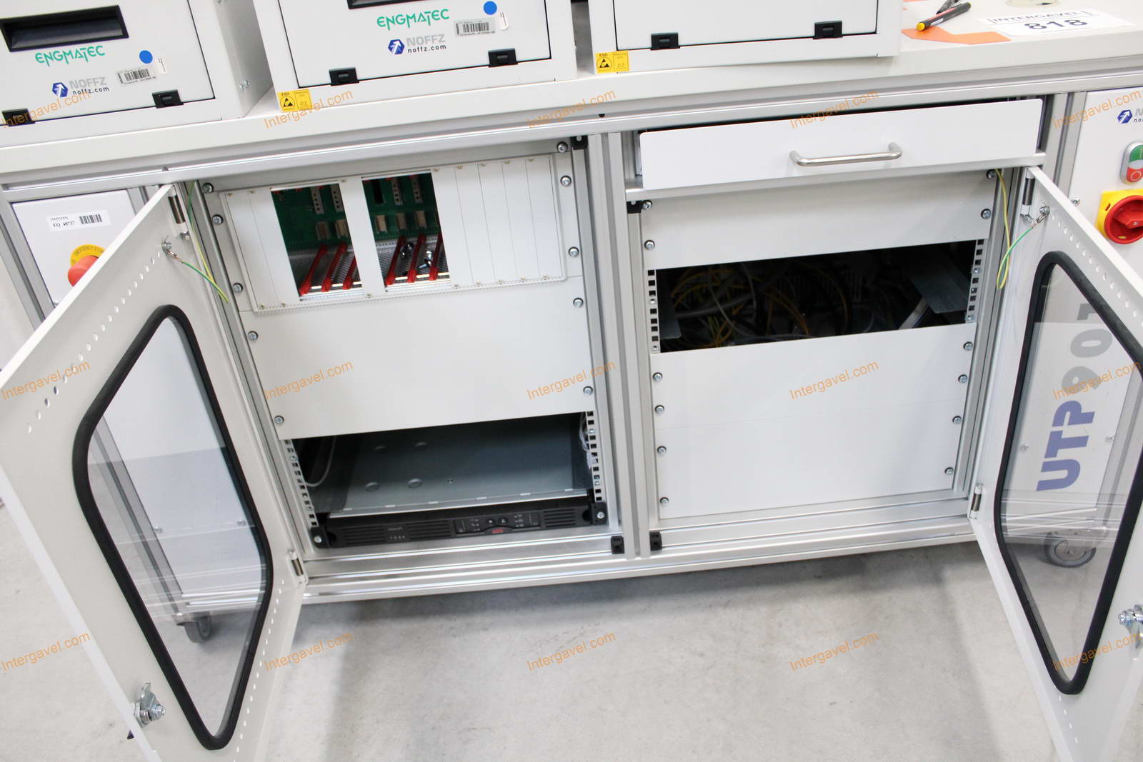 Bontott teszt szekrény 21