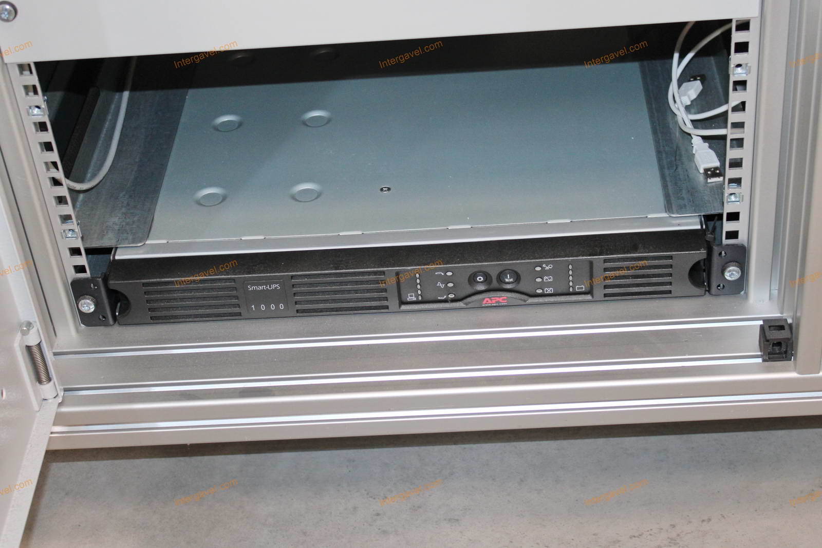 Bontott teszt szekrény 22