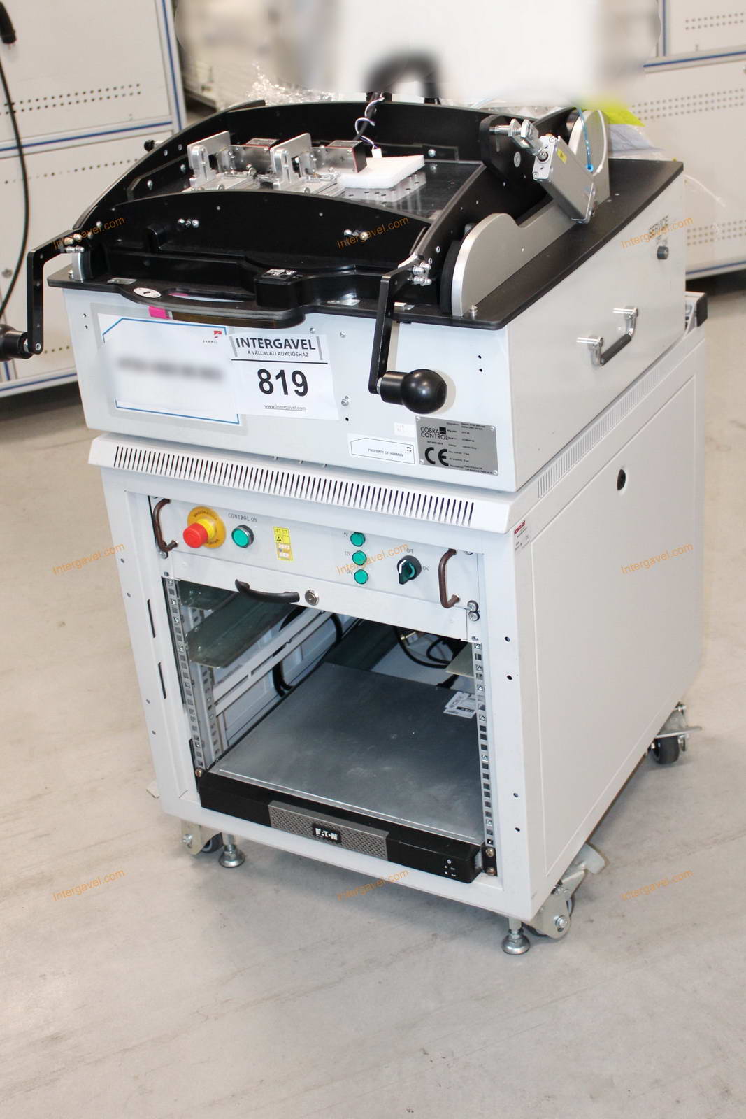 Bontott teszt szekrény 1