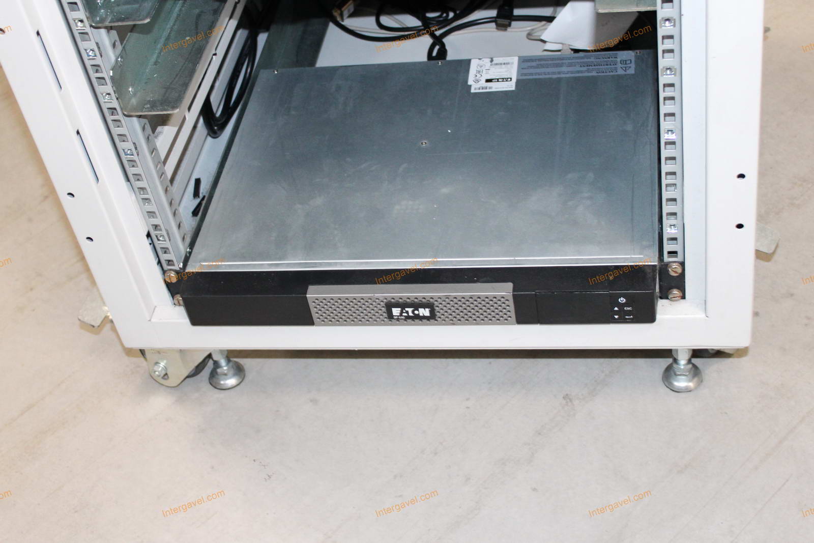 Bontott teszt szekrény 3