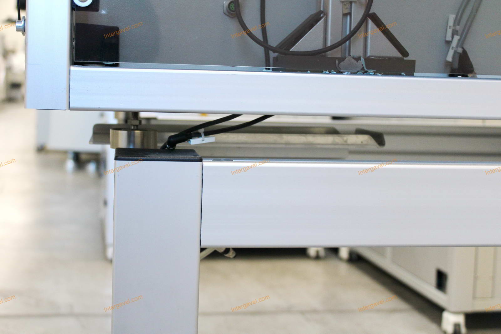 Bontott szerelő munkahely 5