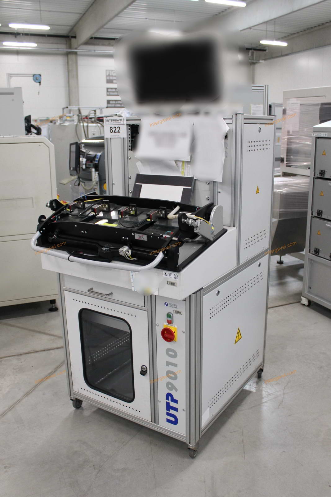 Bontott teszt szekrény 1