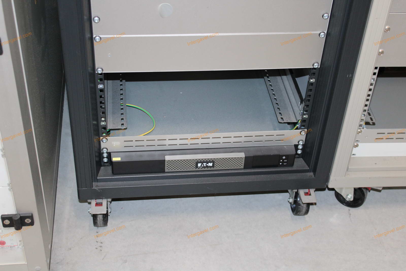 Bontott teszt szekrény 3