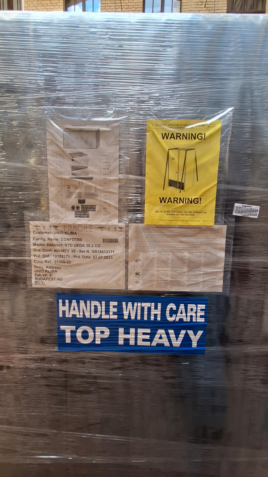 Klímaszekrény két kondenzátorral 8