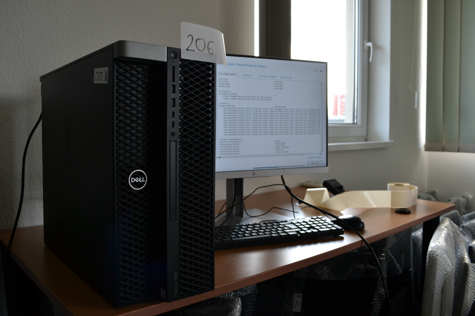 Dell Precision 7820 - Munkaállomás 2