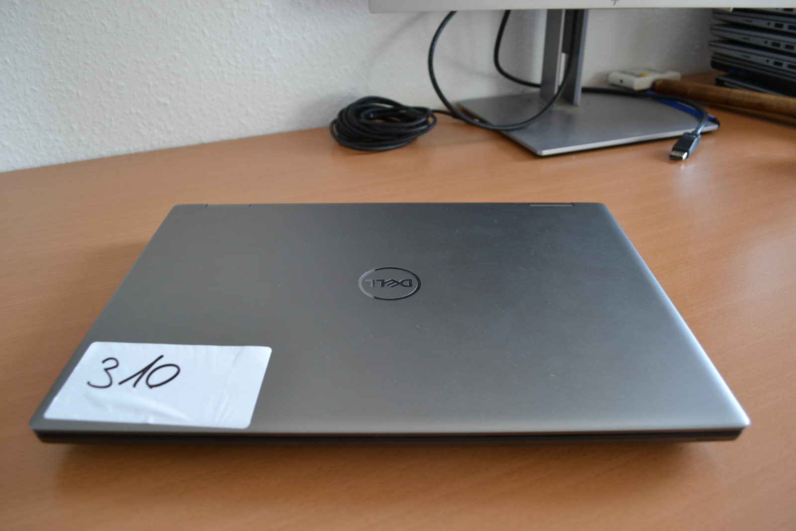Dell Precision 7680 2