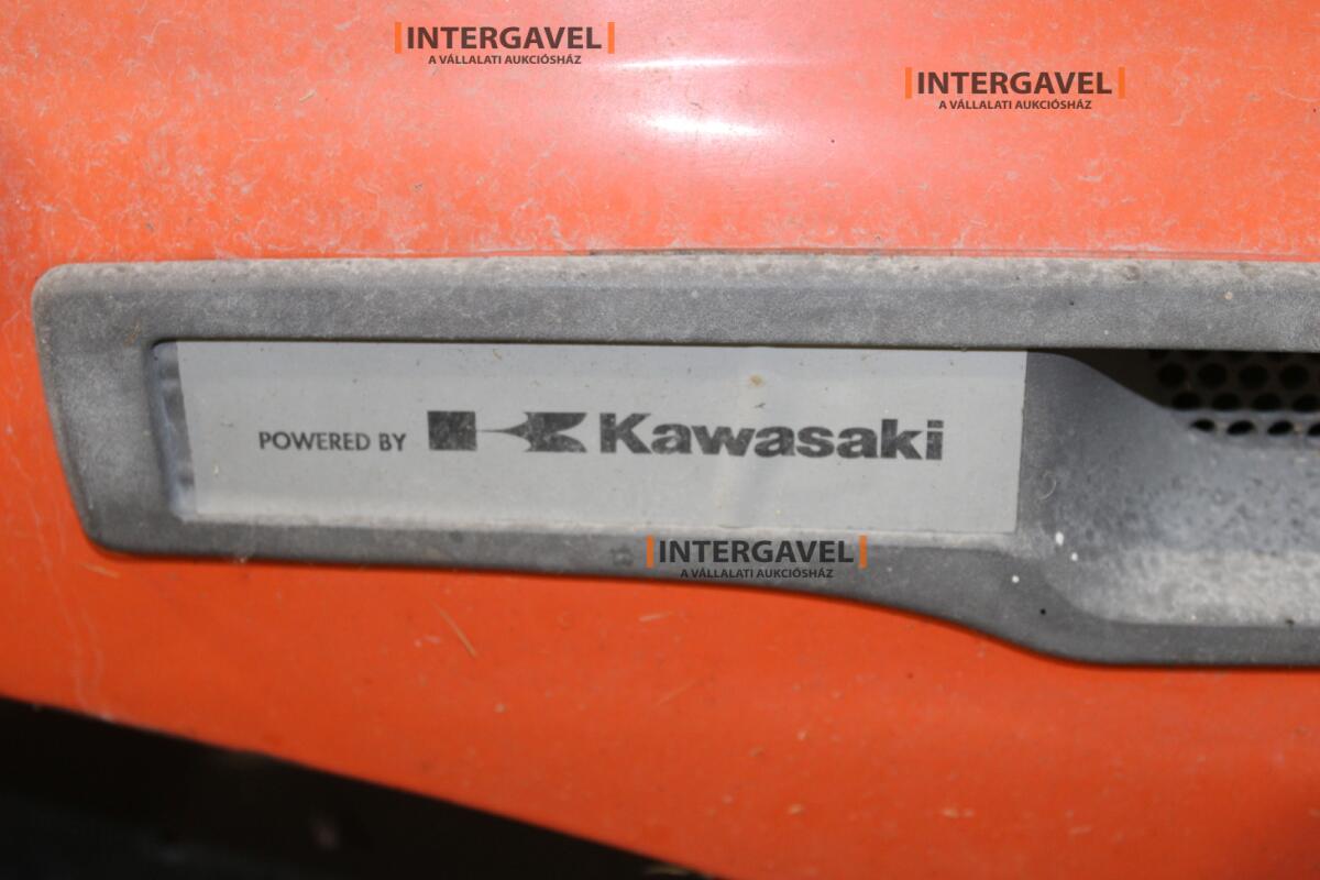 Fűnyíró traktor - Husqvarna 18