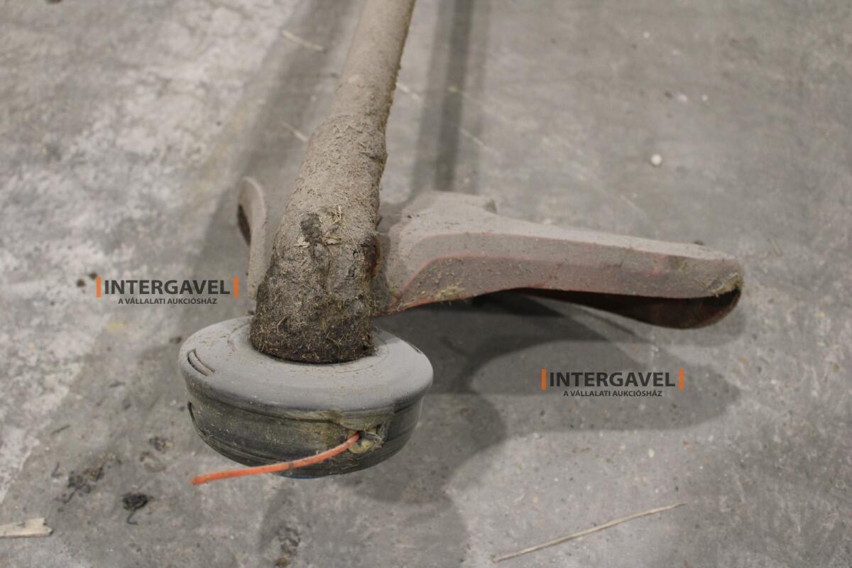 Motoros kasza - Husqvarna 6