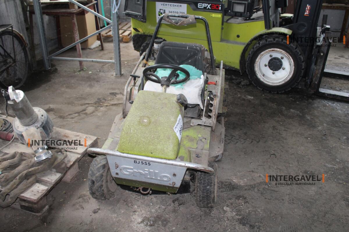 Fűnyíró traktor - Grillo 2