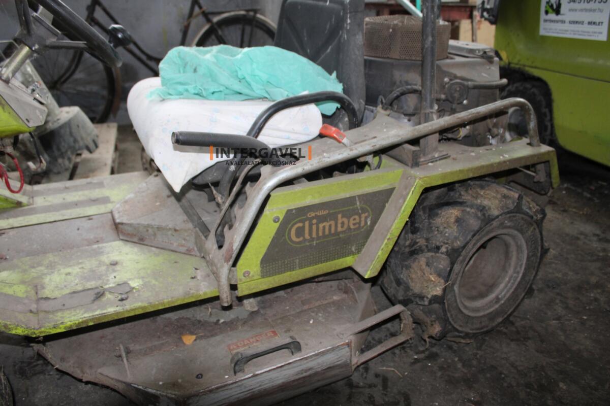 Fűnyíró traktor - Grillo 11