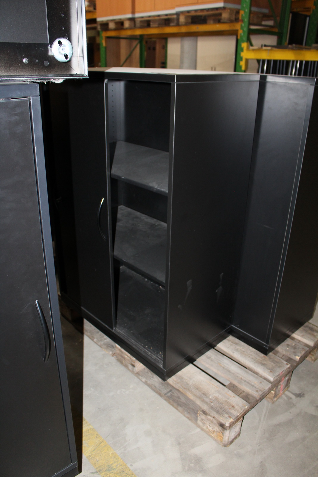 Vegyes szekrények (fekete) 4