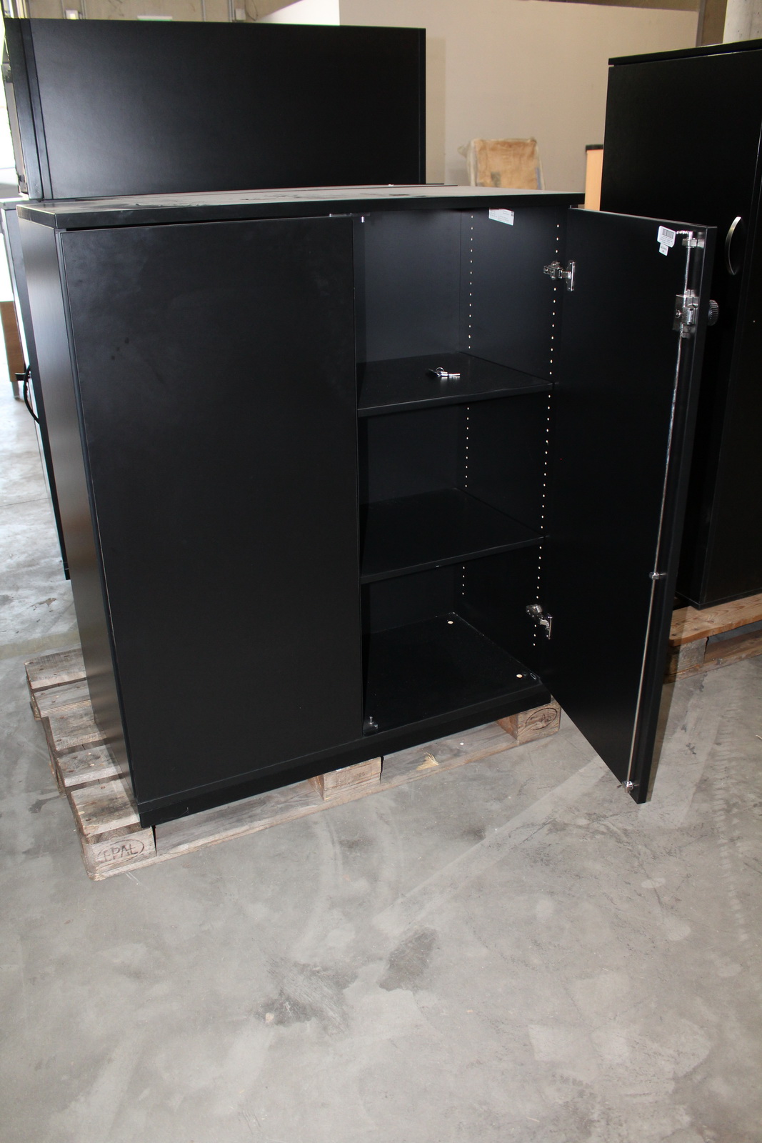 Vegyes szekrények (fekete) 5