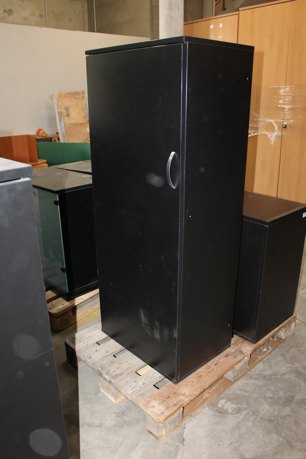 Vegyes szekrények (fekete) 8