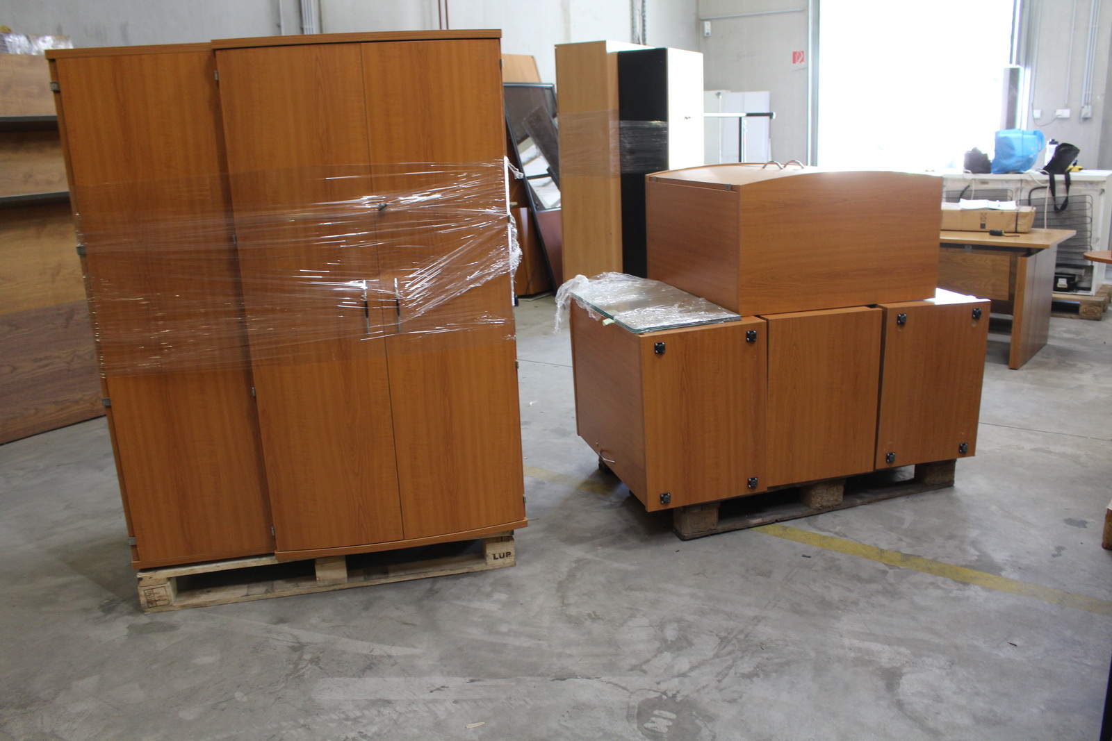 Vegyes szekrények (cseresznye) 2