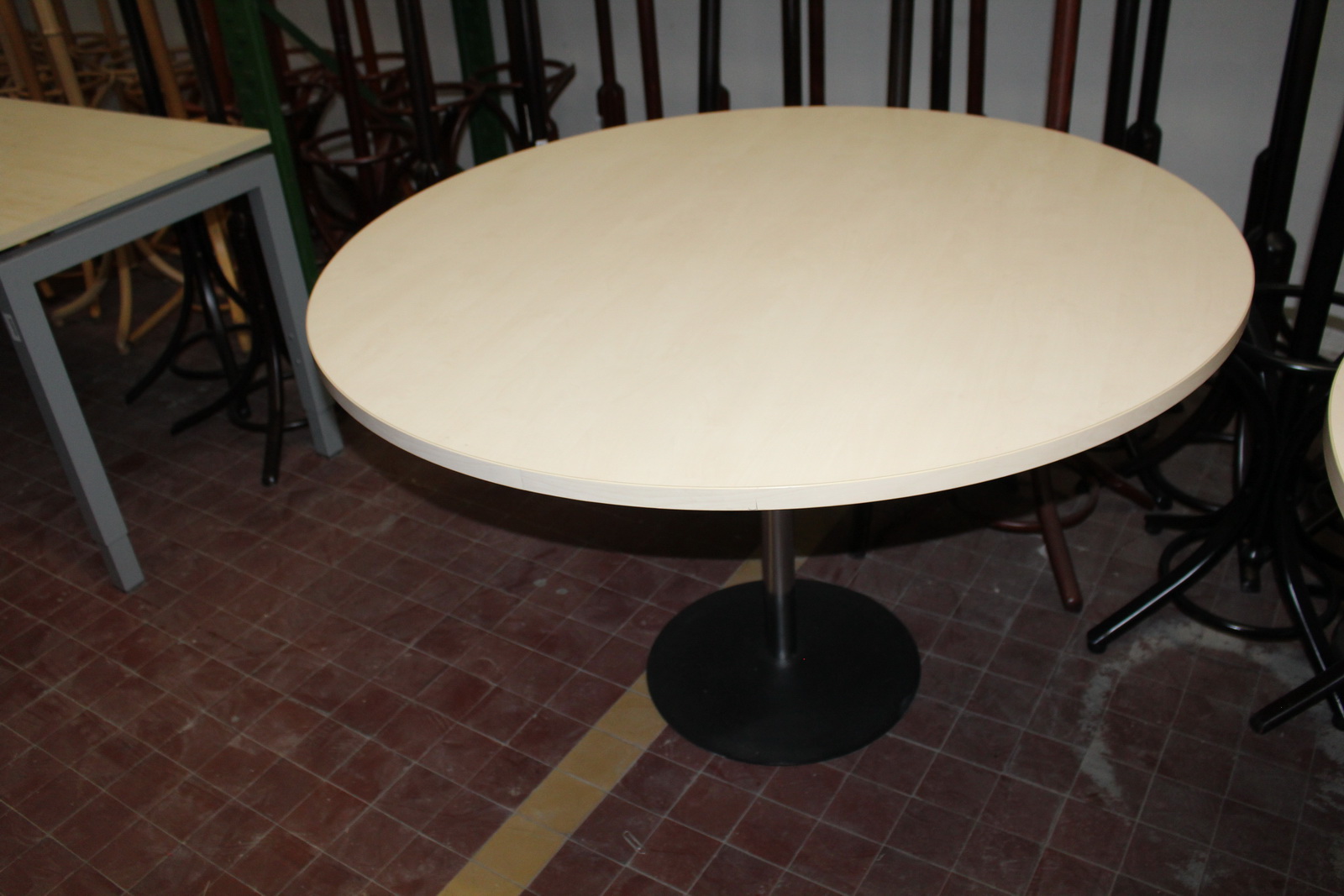 Vegyes asztalok (juhar) 3