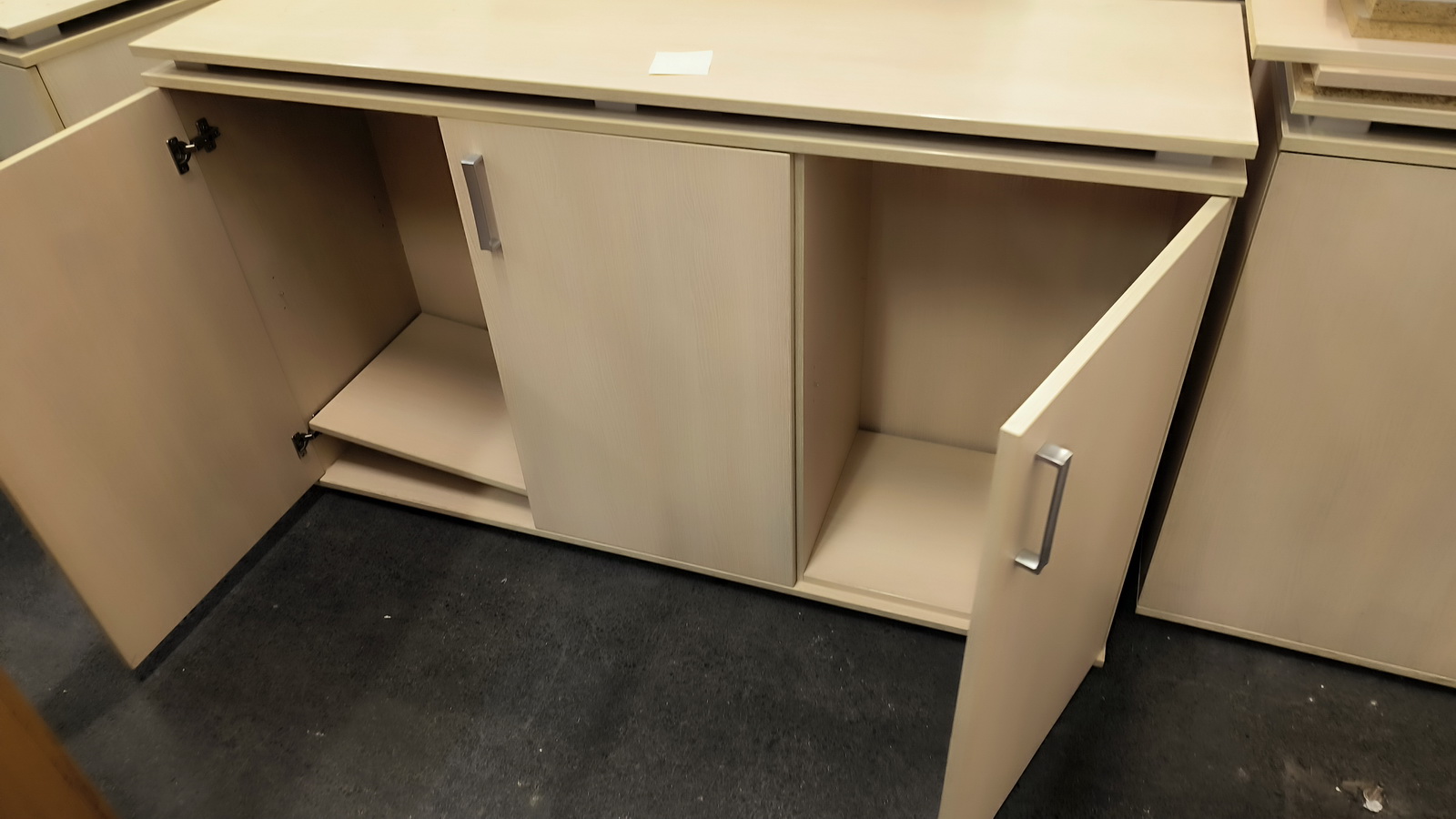 Vegyes szekrények (világos) 8