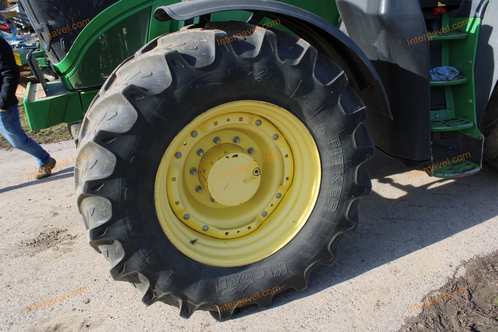 Traktor - John Deere 7