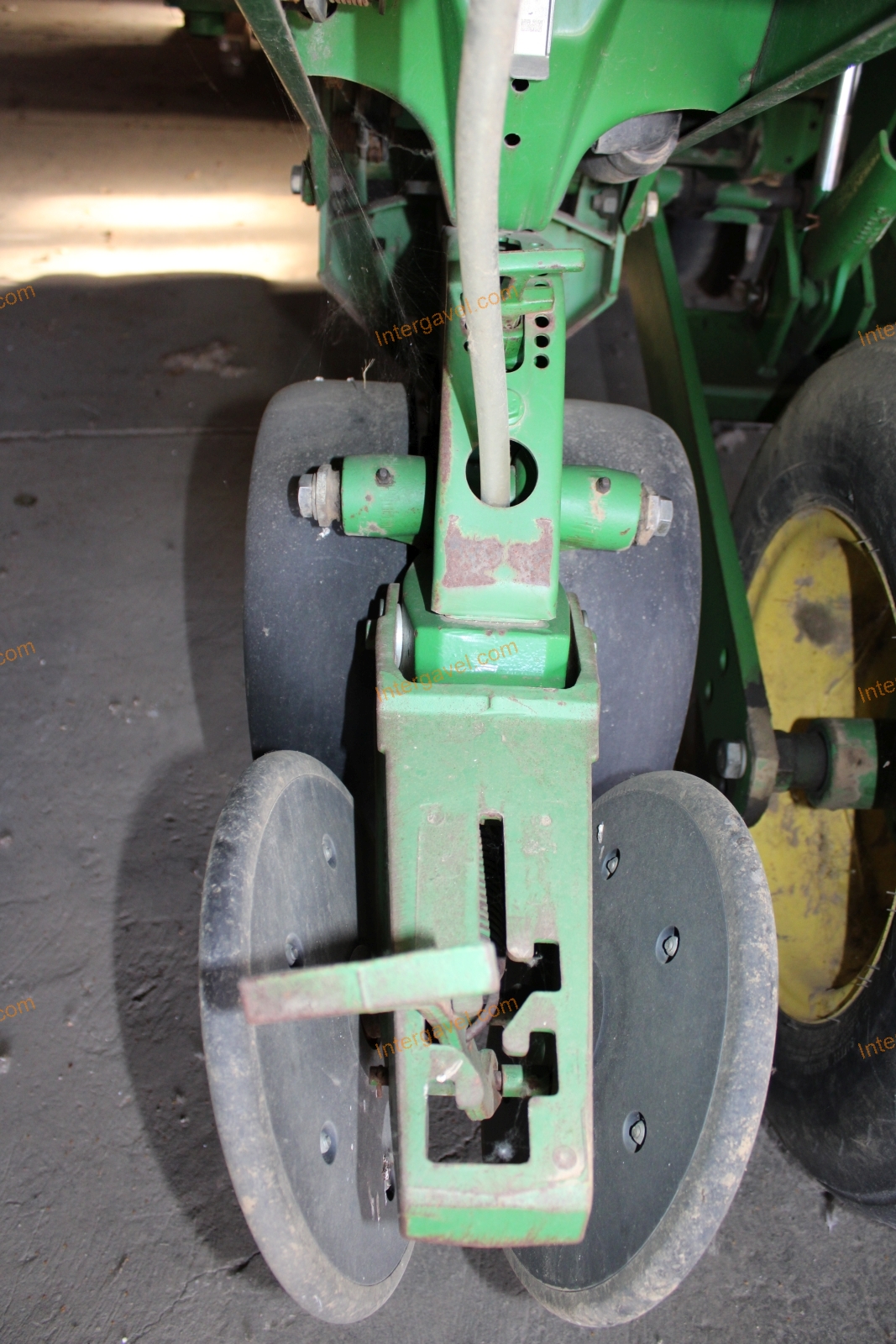 Szemenkénti vetőgép - John Deere, 1760 9