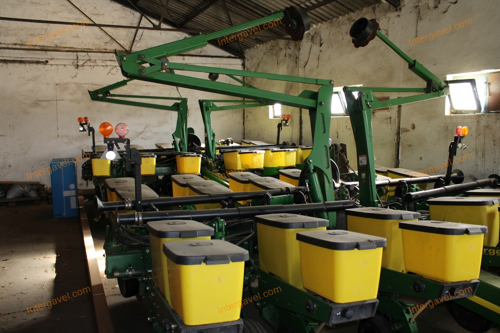 Szemenkénti vetőgép - John Deere, 1760 4