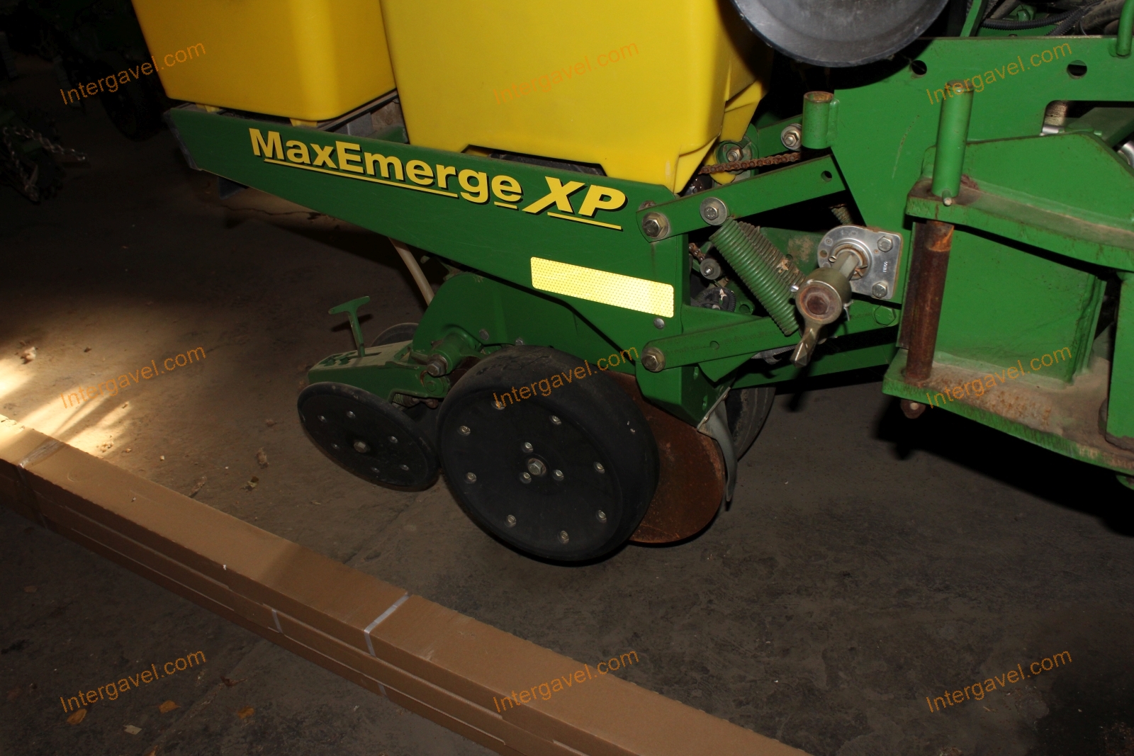 Szemenkénti vetőgép - John Deere, 1760 10