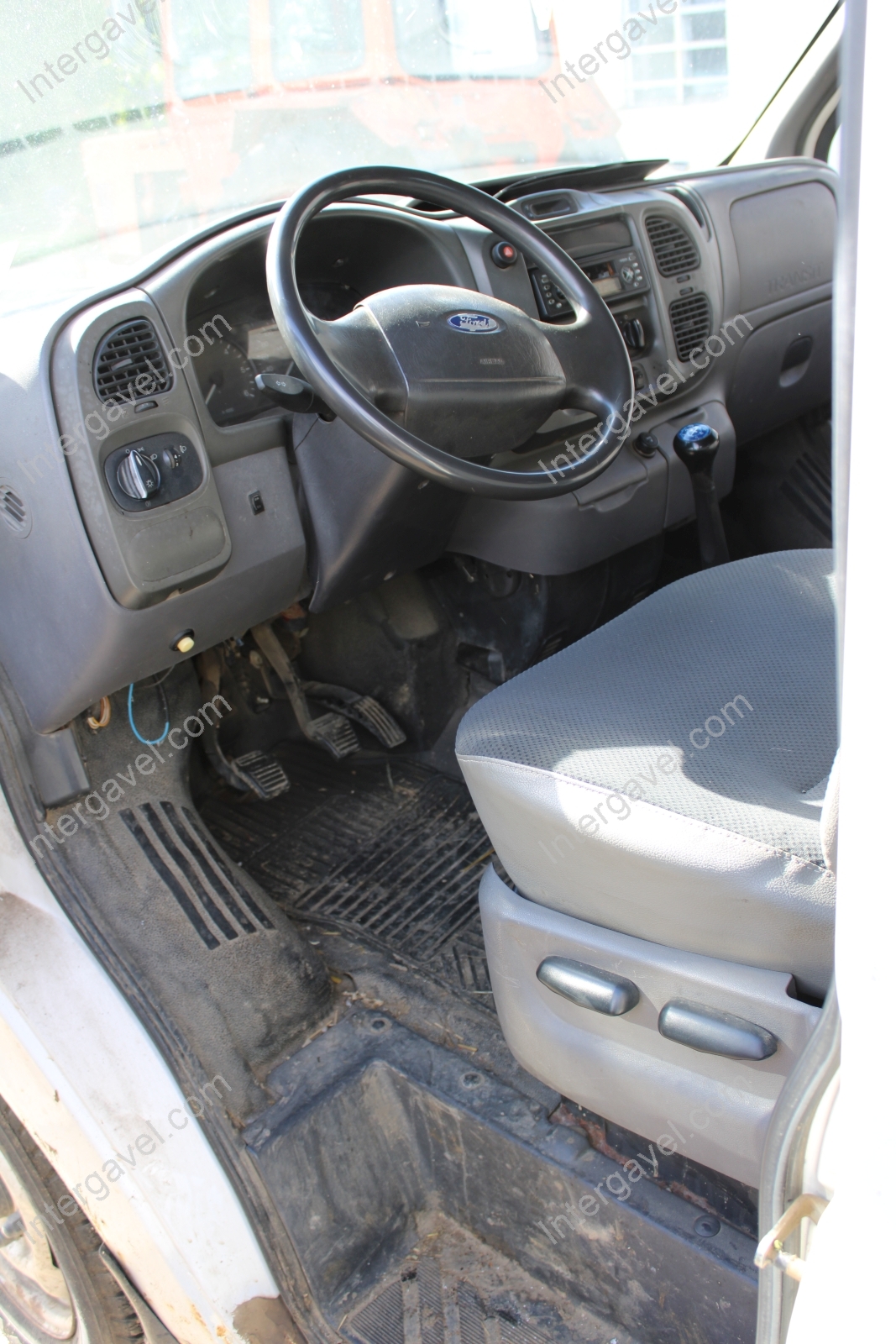 Ford kisteherautó 15