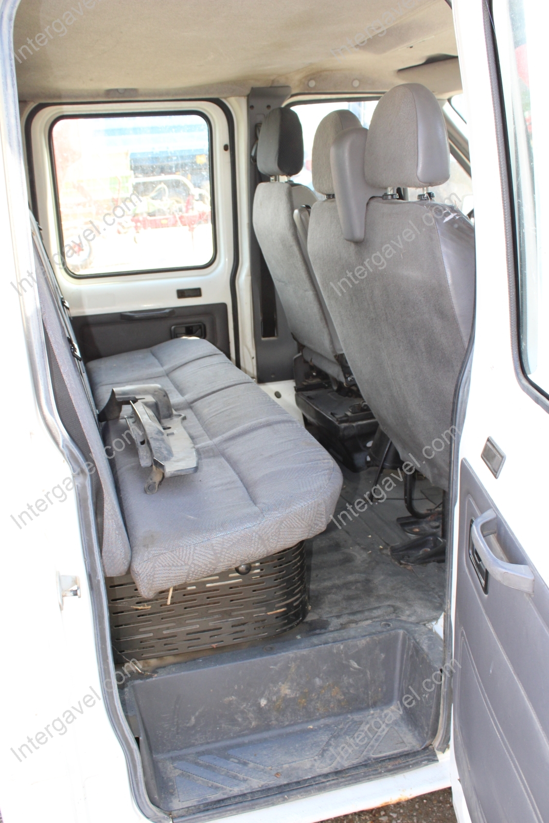 Ford kisteherautó 20