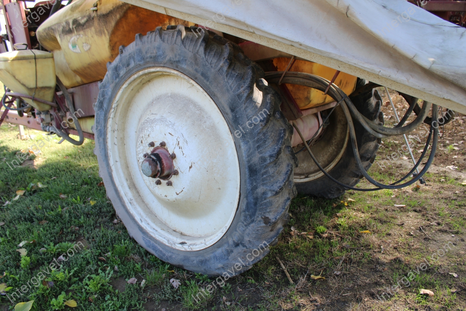 Szántóföldi permetező 9