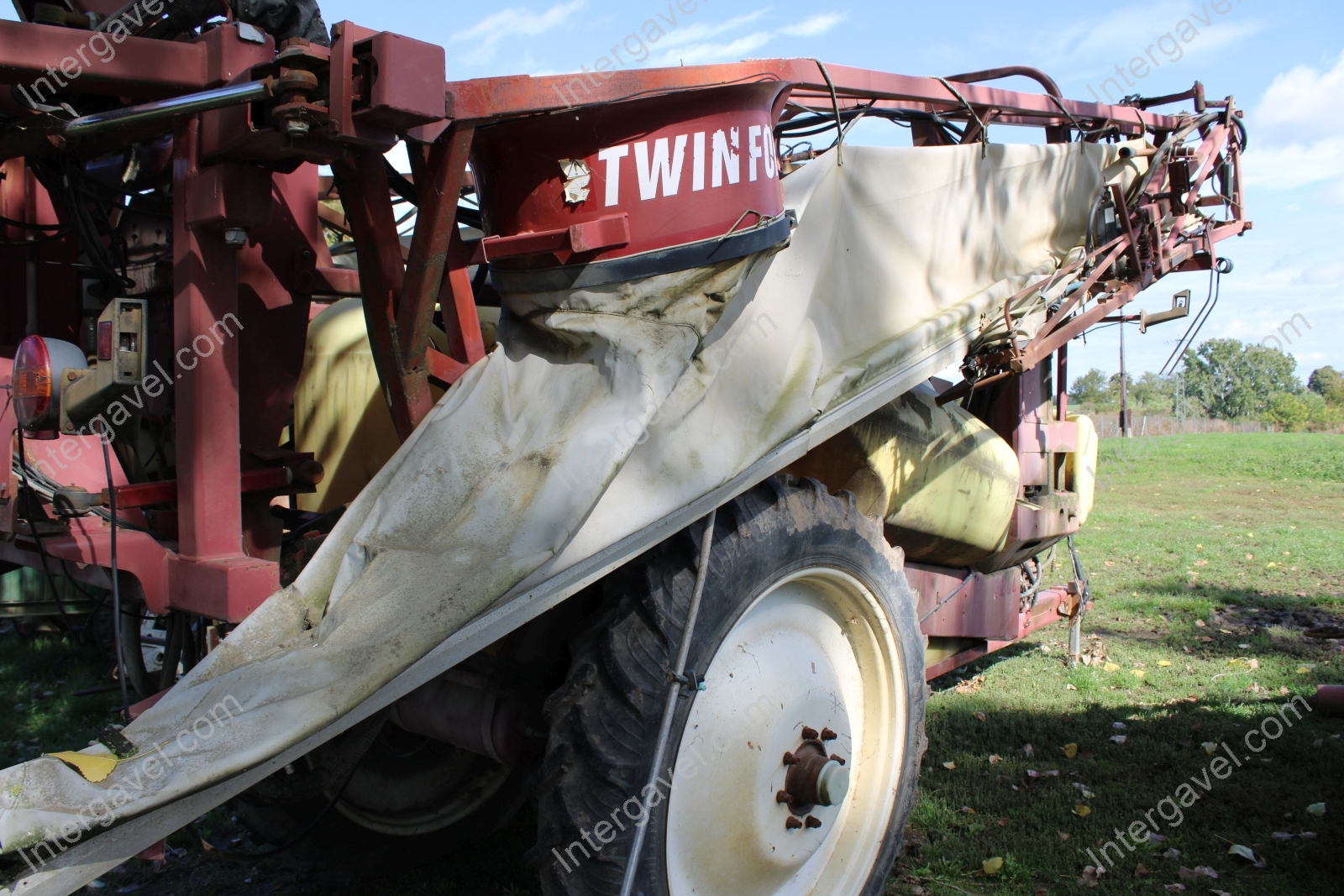 Szántóföldi permetező 11