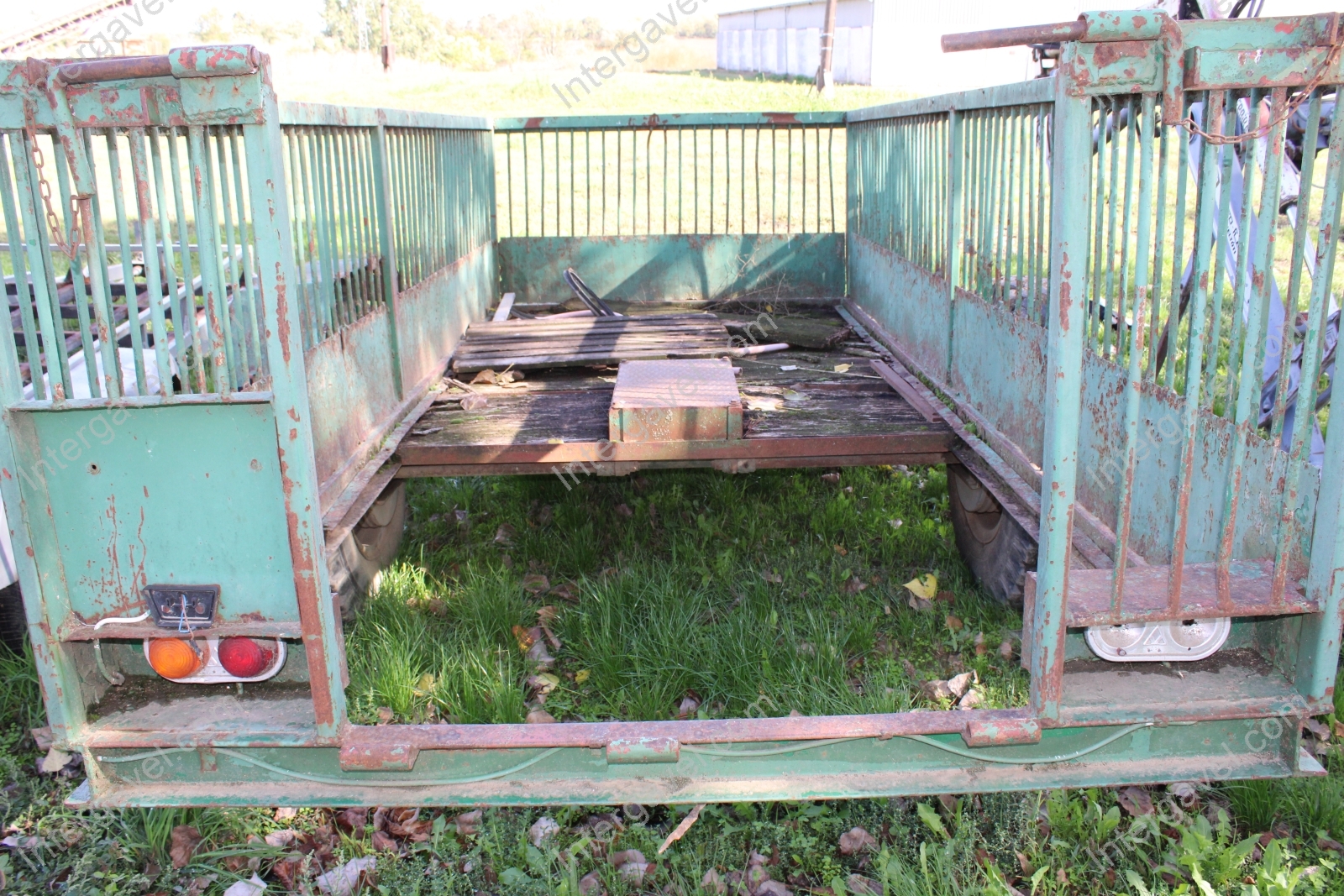 Állatszállító pótkocsi 7