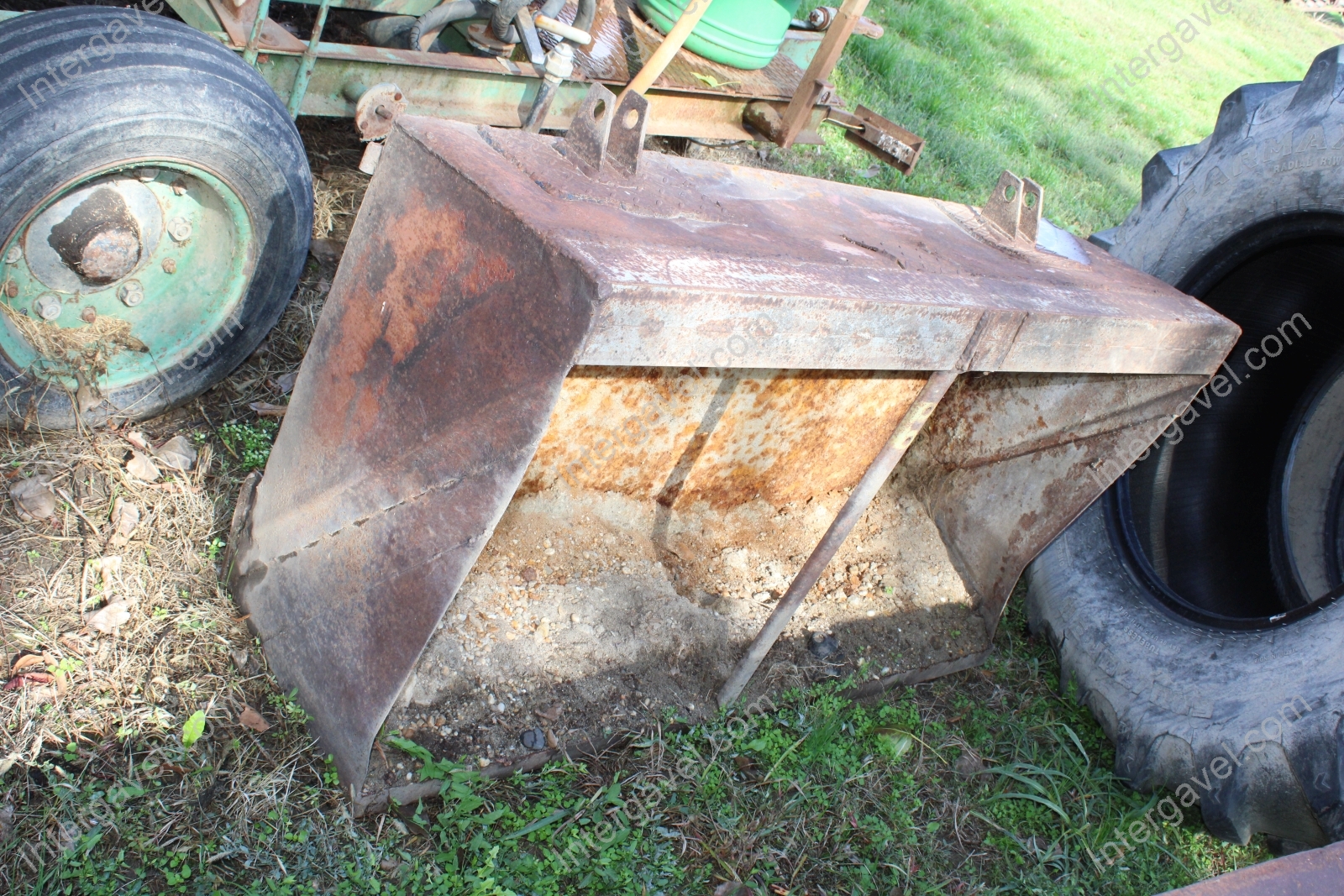 Kanál és ellensúly 5