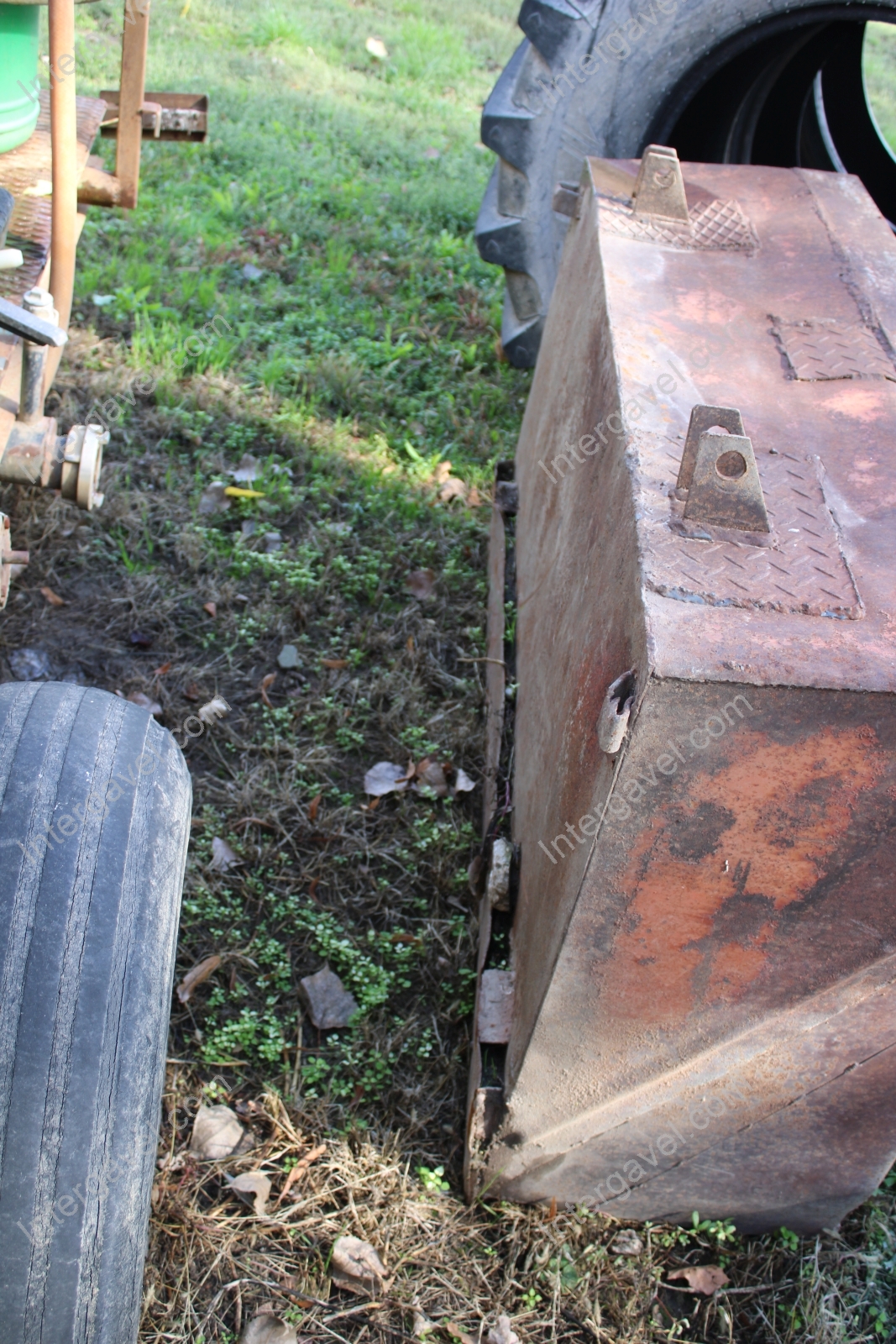 Kanál és ellensúly 6