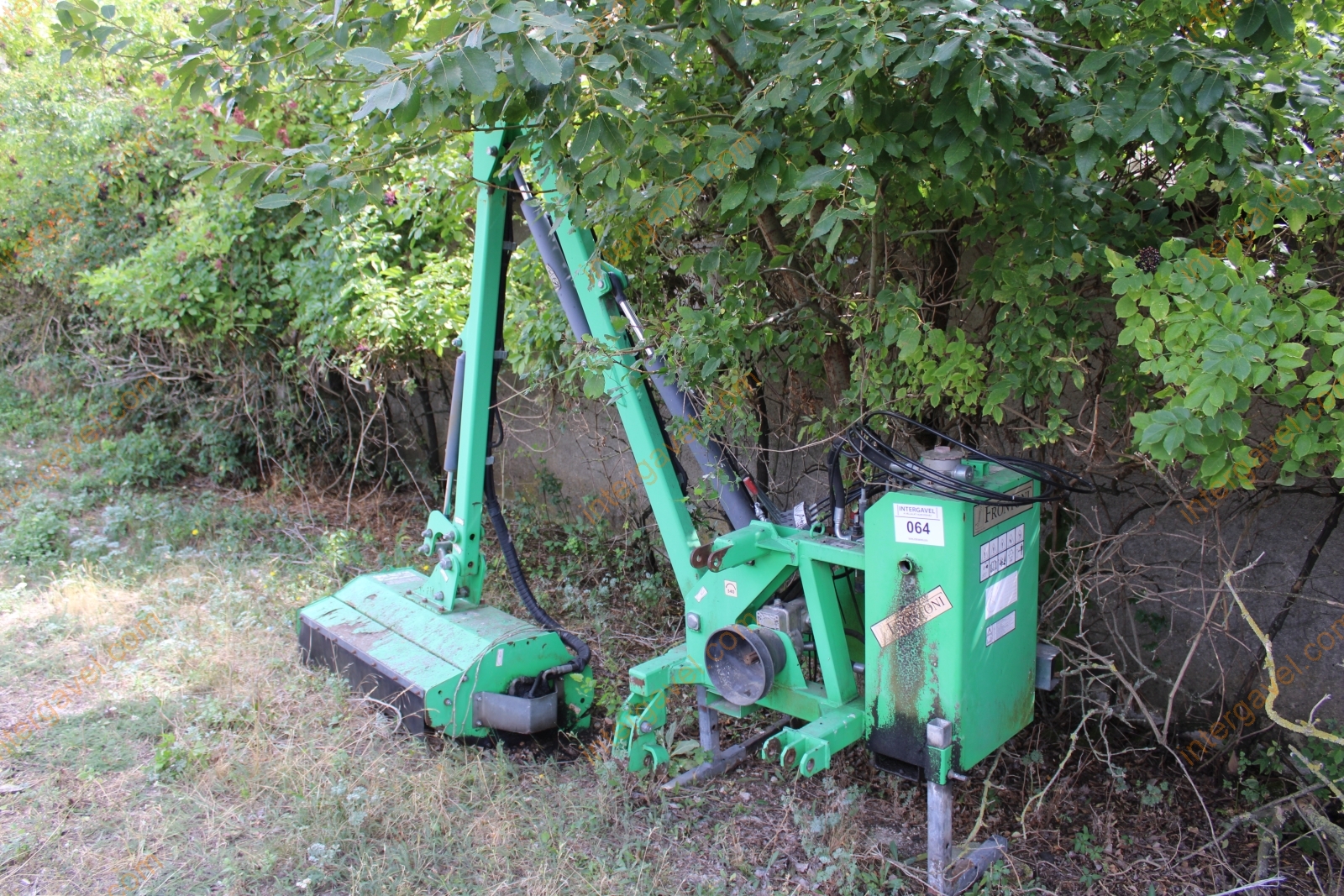 Rézsűkasza - Elite