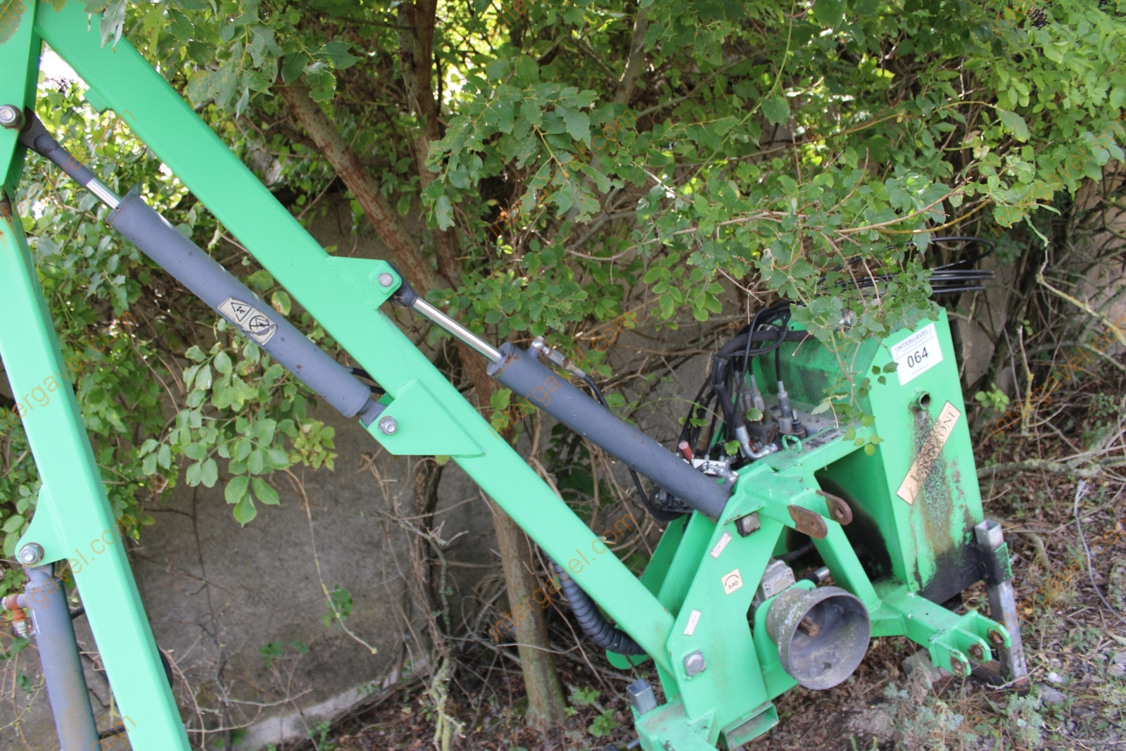 Rézsűkasza - Elite 9