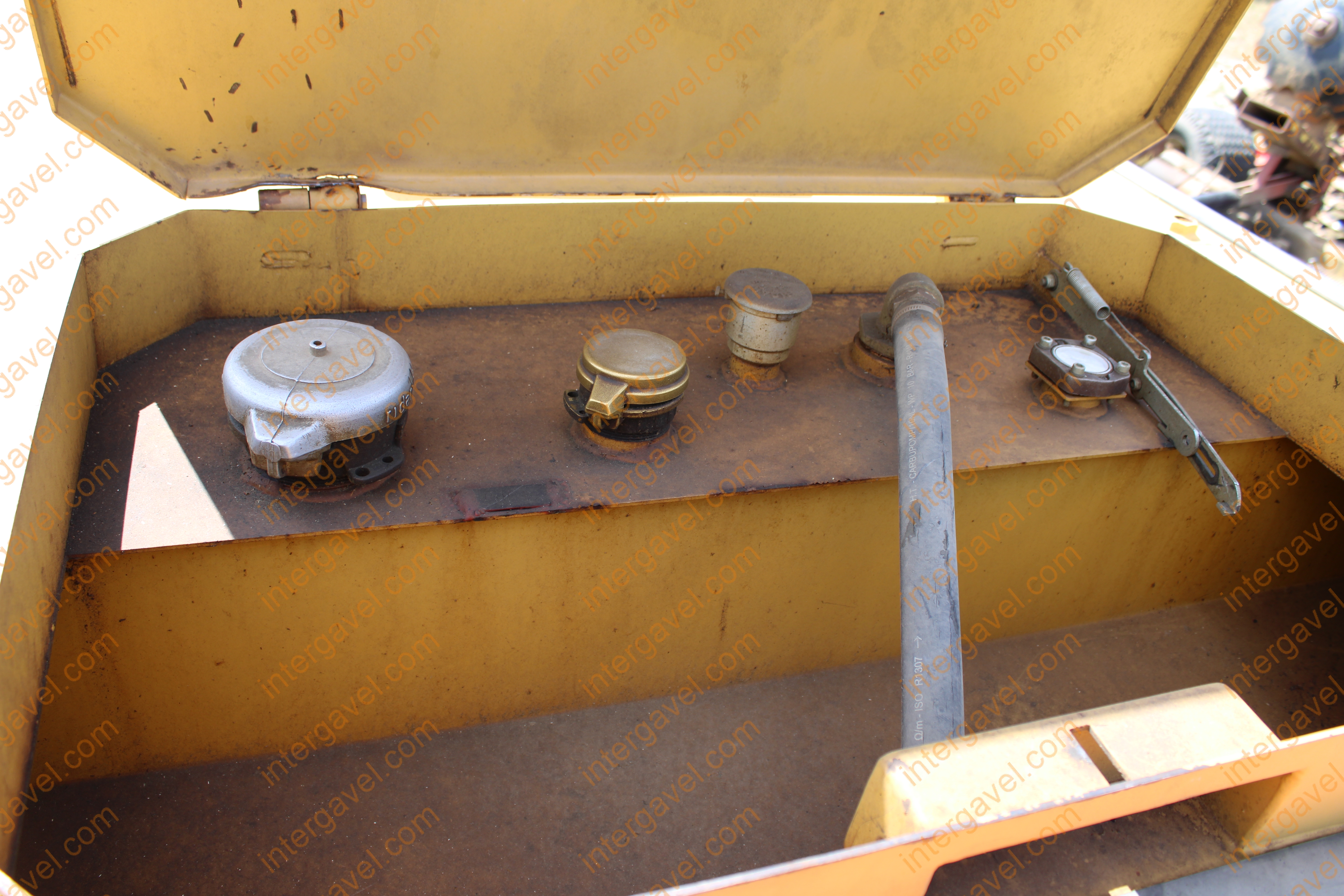 Gázolaj tartály 10