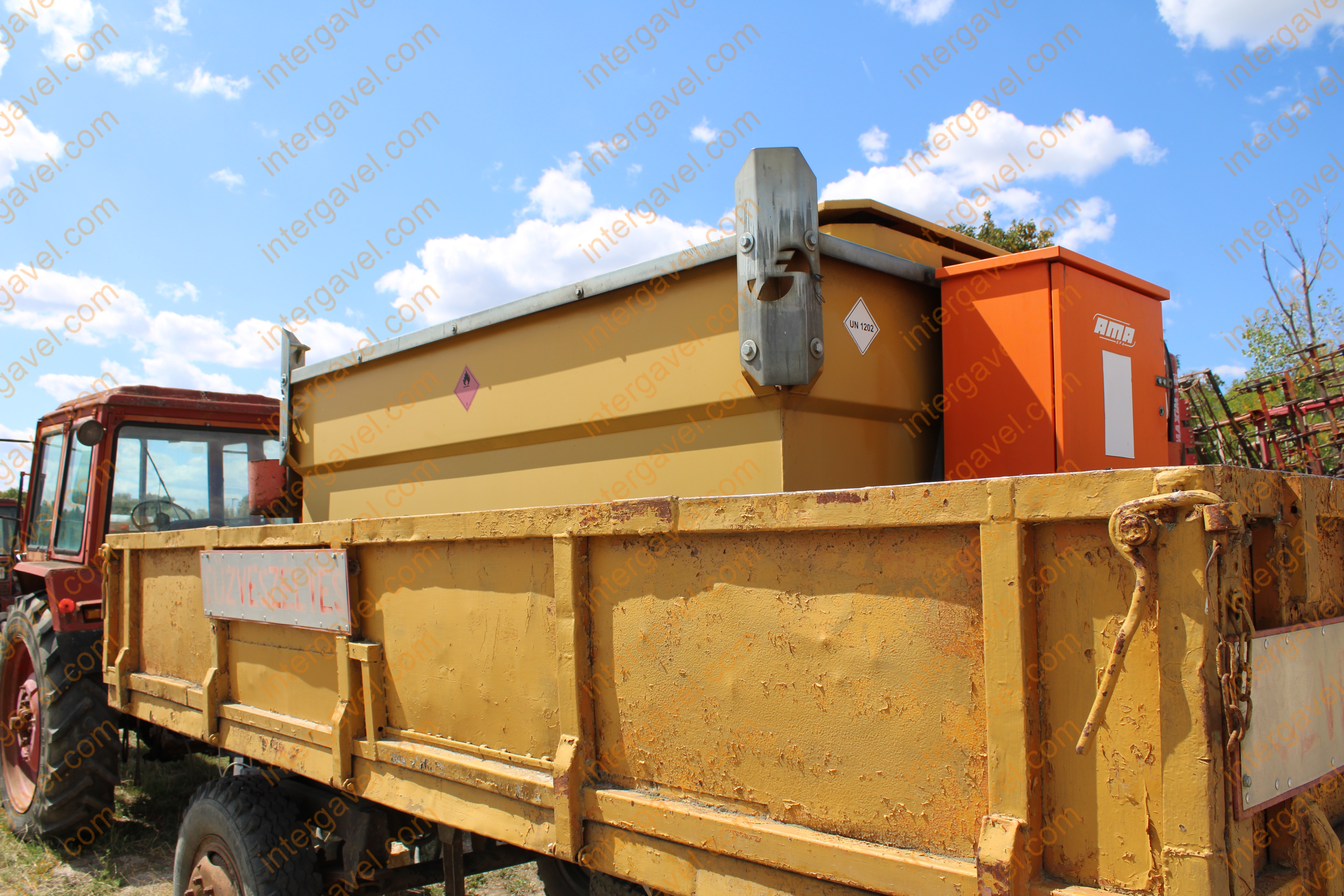 Gázolaj tartály 12