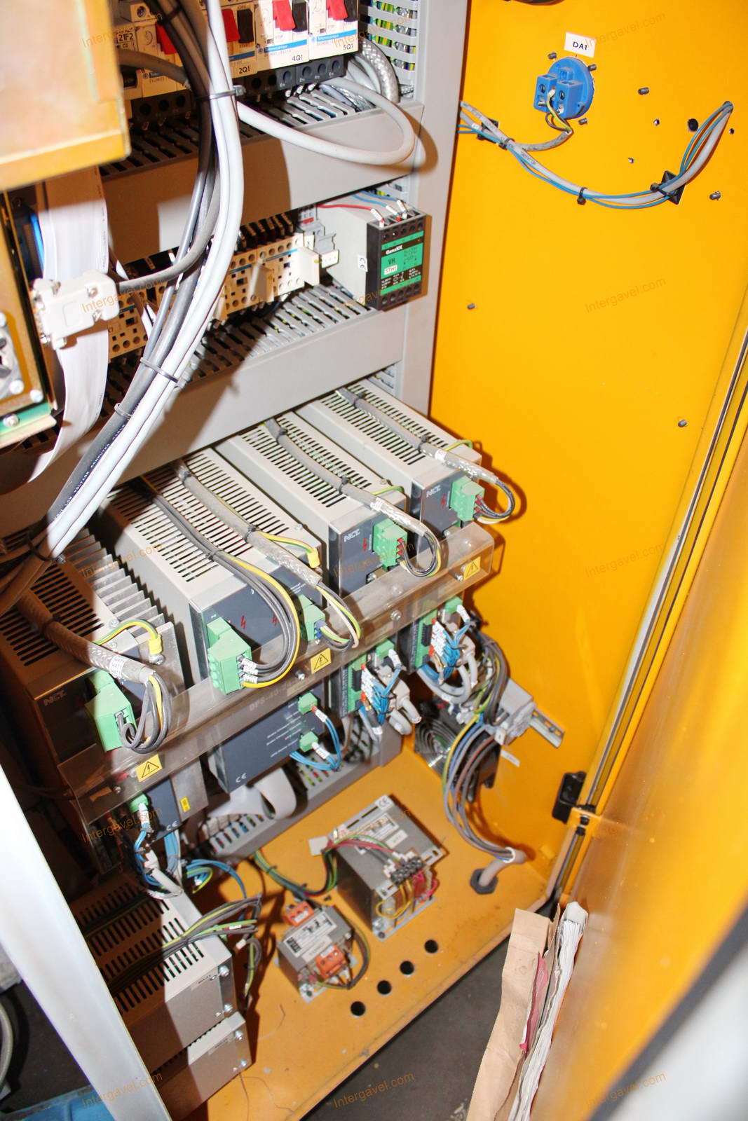 CNC eszterga - NCT - SLOVTOS, S280 CNC 18