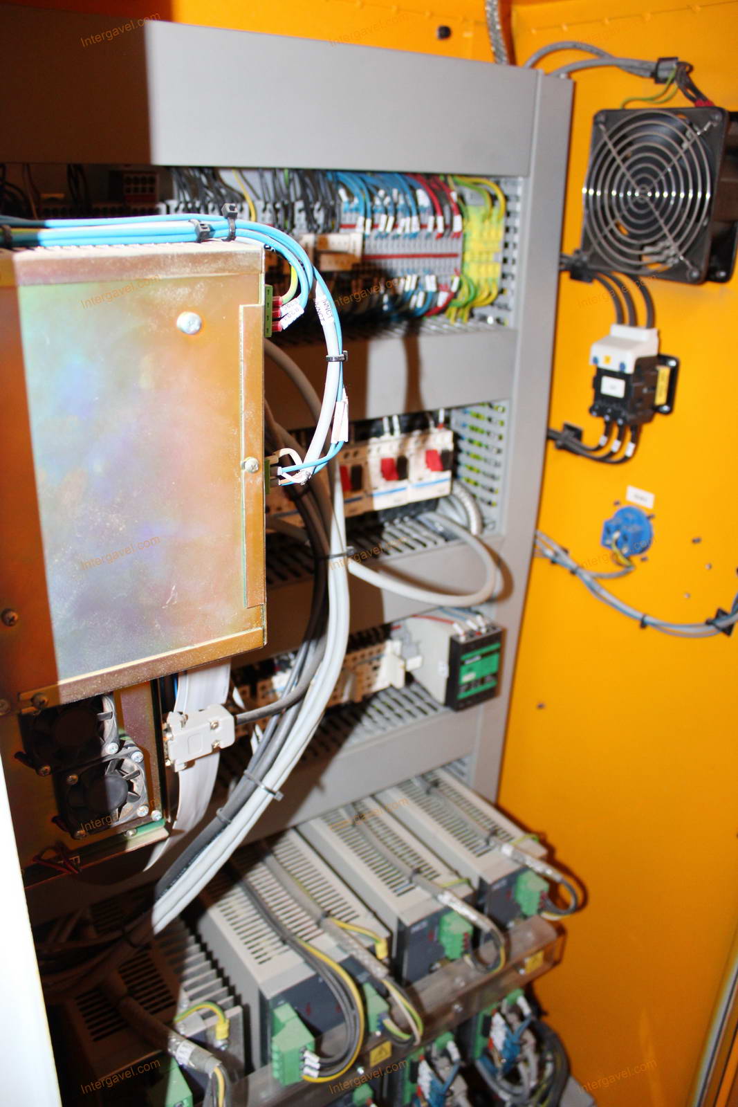 CNC eszterga - NCT - SLOVTOS, S280 CNC 19