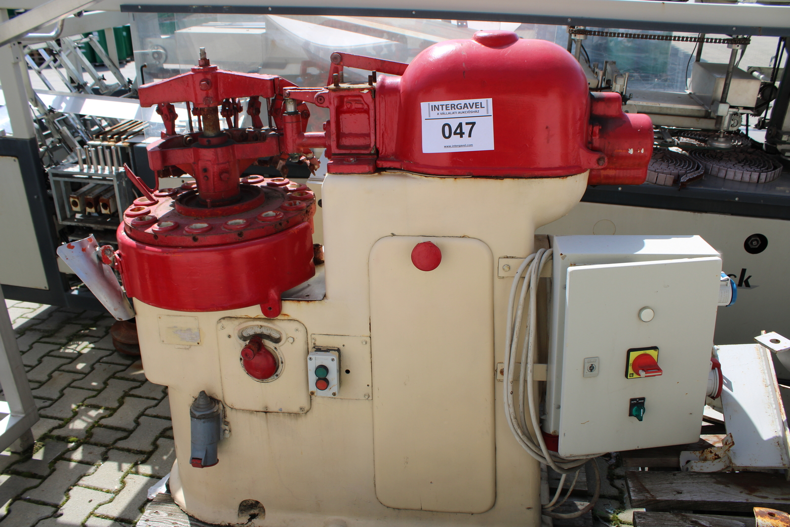 Tubustöltő (bontott)