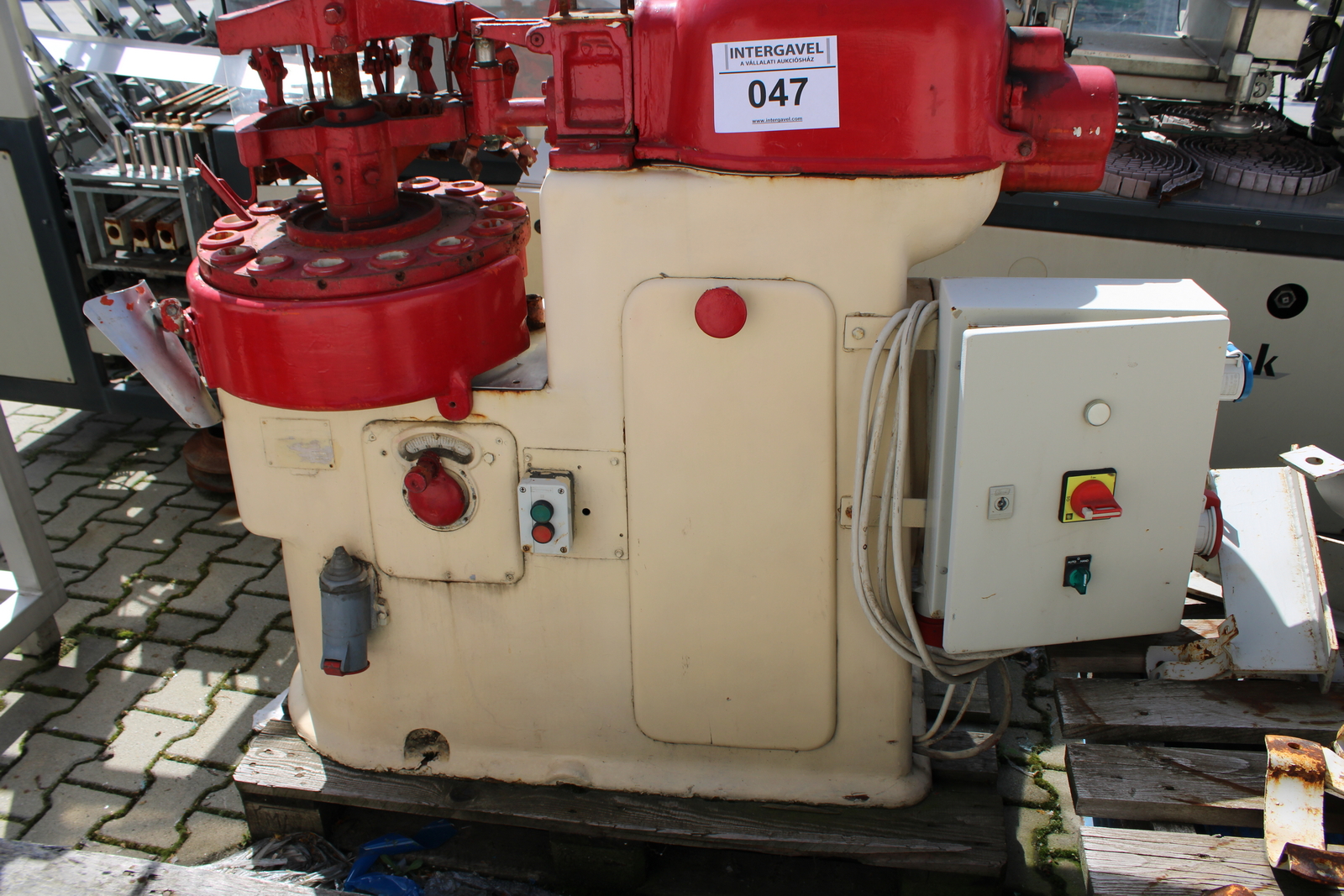 Tubustöltő (bontott) 2