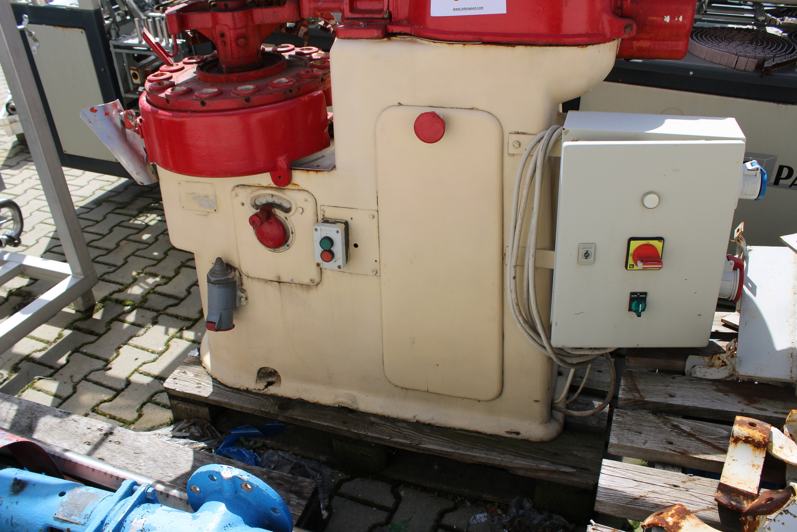 Tubustöltő (bontott) 3