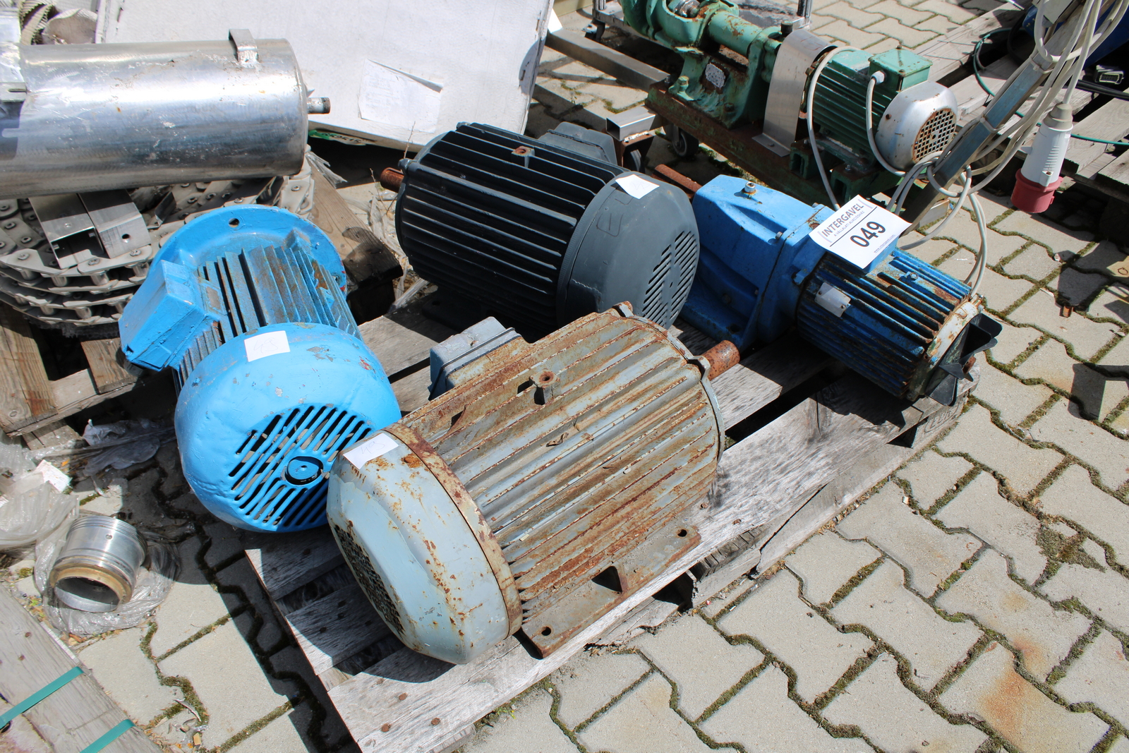 Vegyes villanymotorok és szivattyúk 2